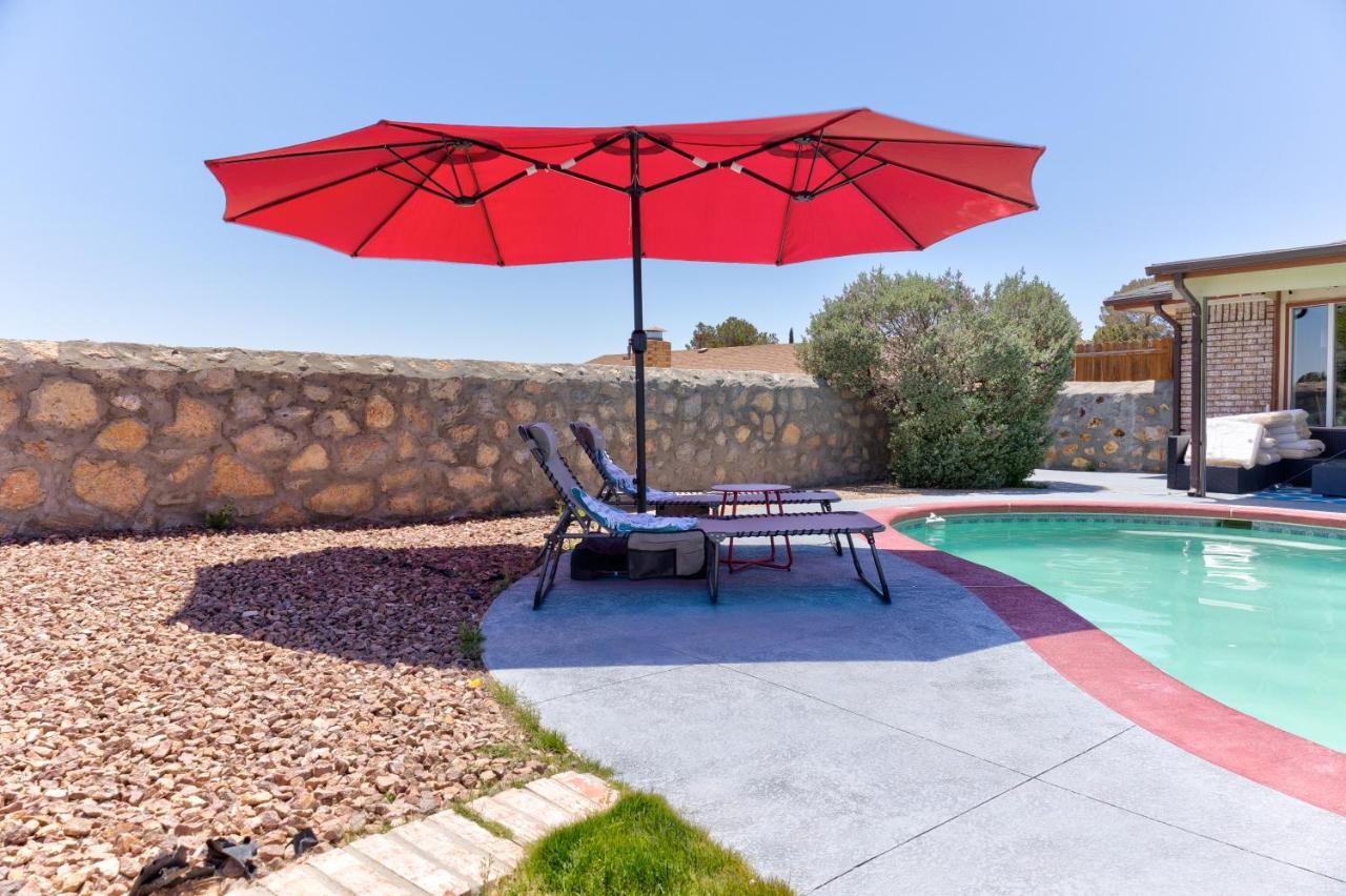 Home With Mountain View/Pool/Tub El Paso Esterno foto