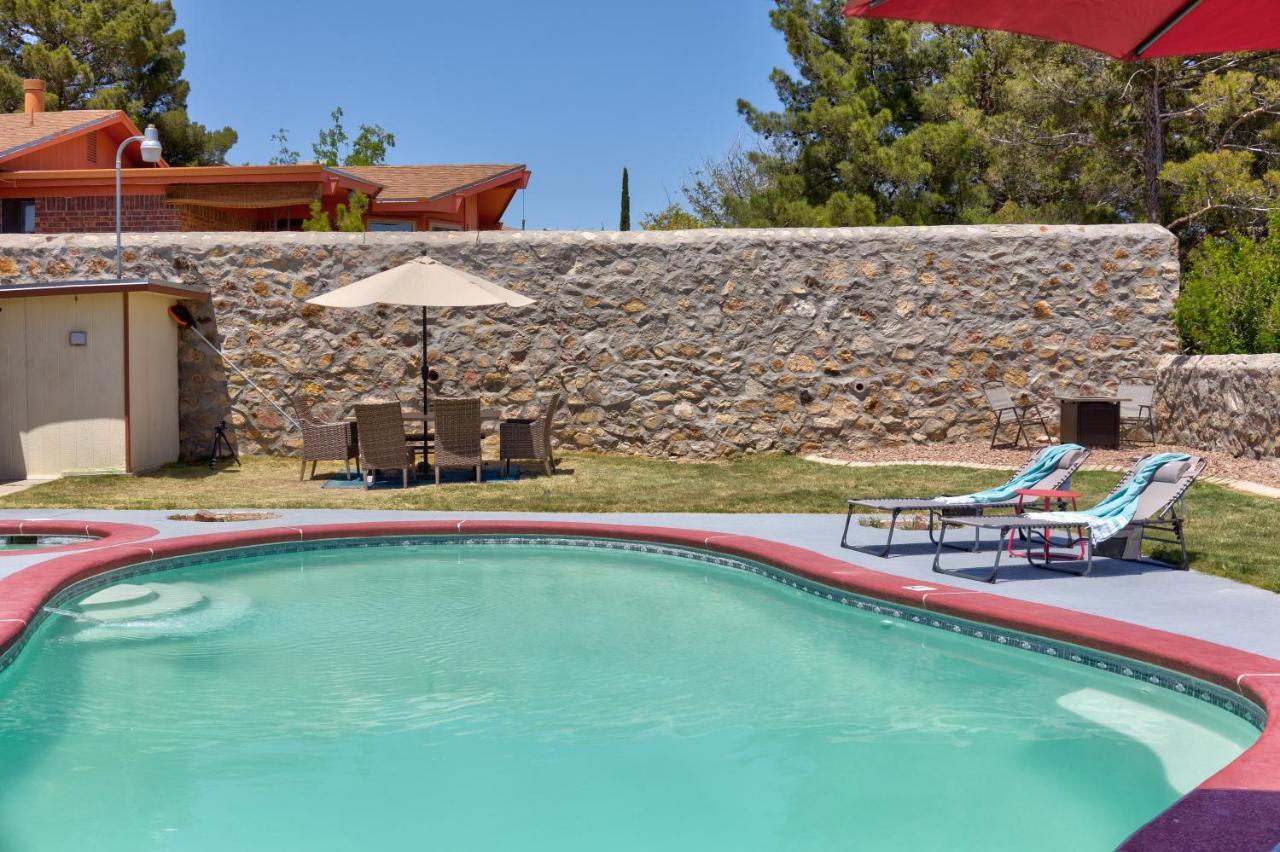 Home With Mountain View/Pool/Tub El Paso Esterno foto